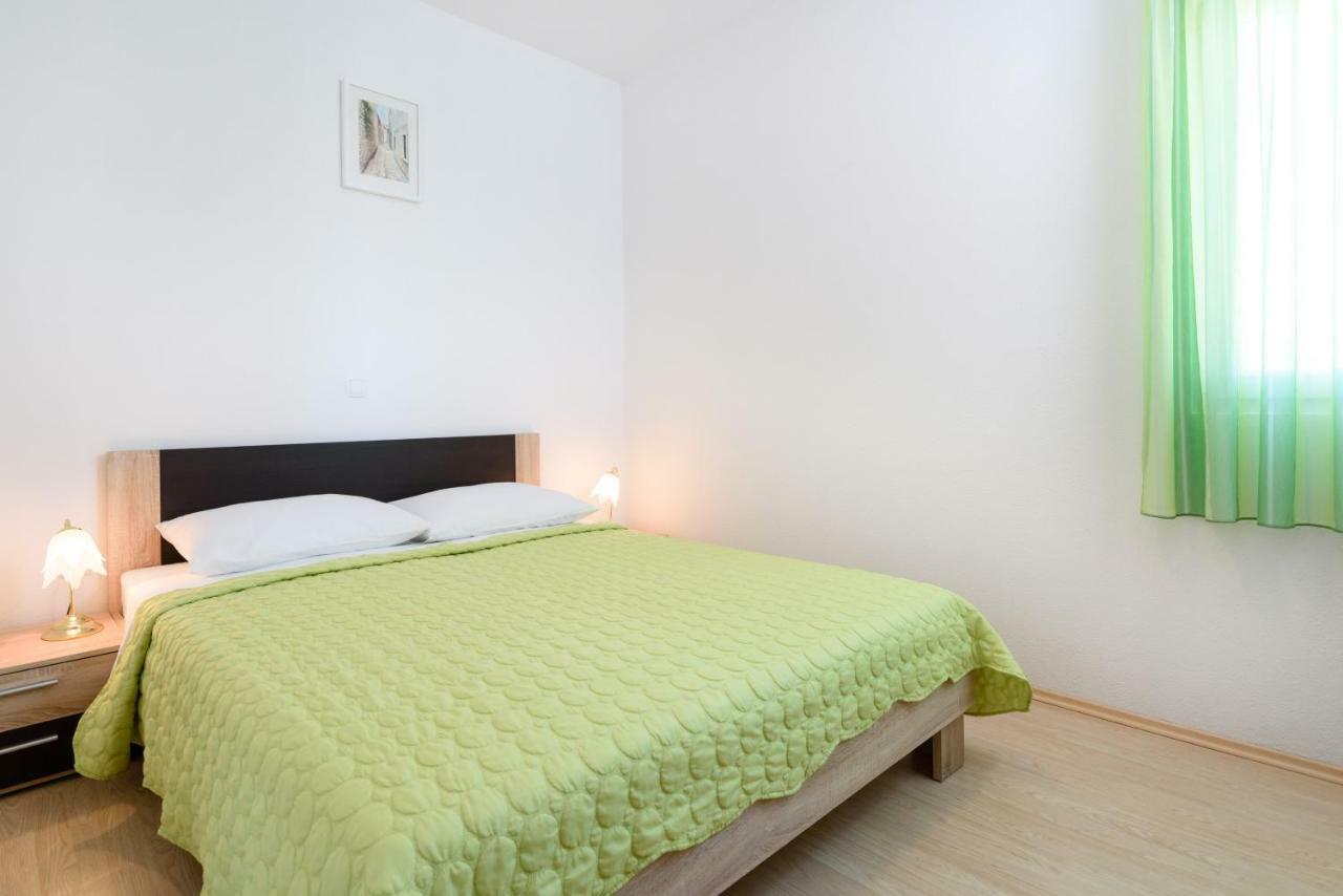 Apartmani Beran Seget Vranjica Kültér fotó