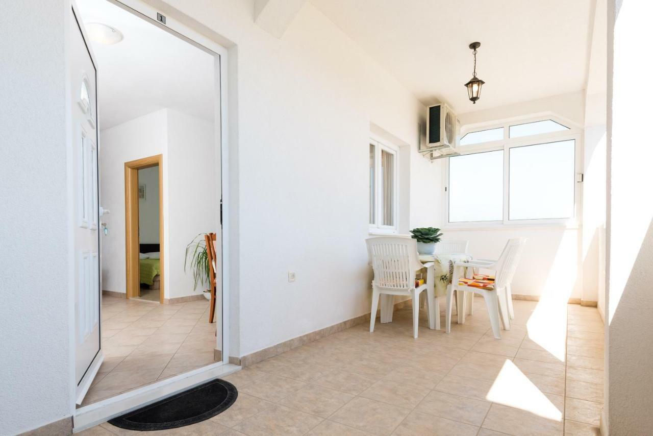 Apartmani Beran Seget Vranjica Kültér fotó