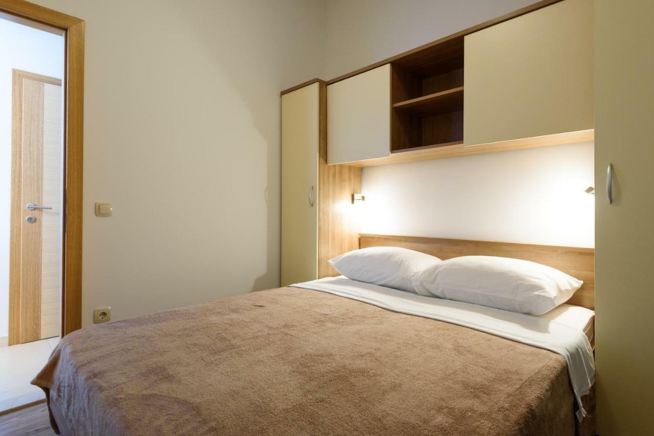 Apartmani Beran Seget Vranjica Kültér fotó