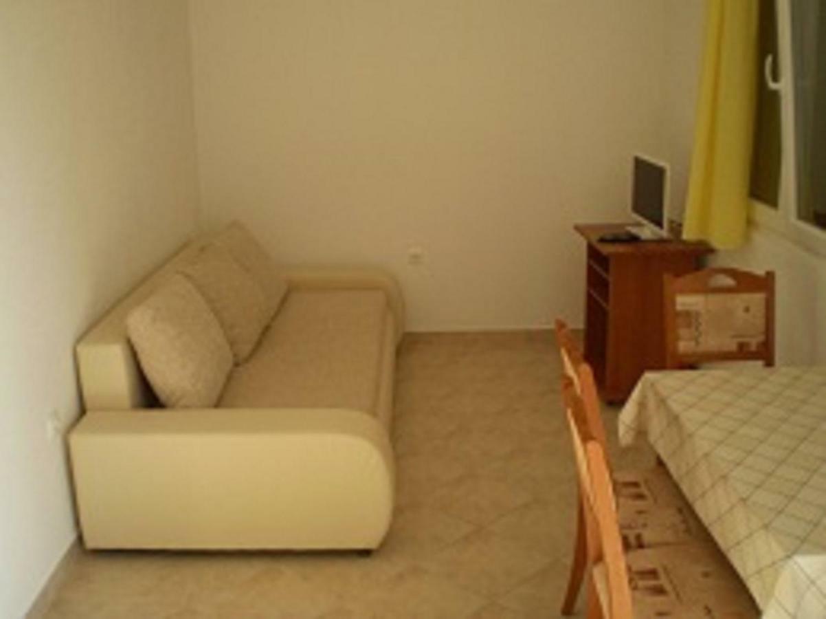 Apartmani Beran Seget Vranjica Kültér fotó