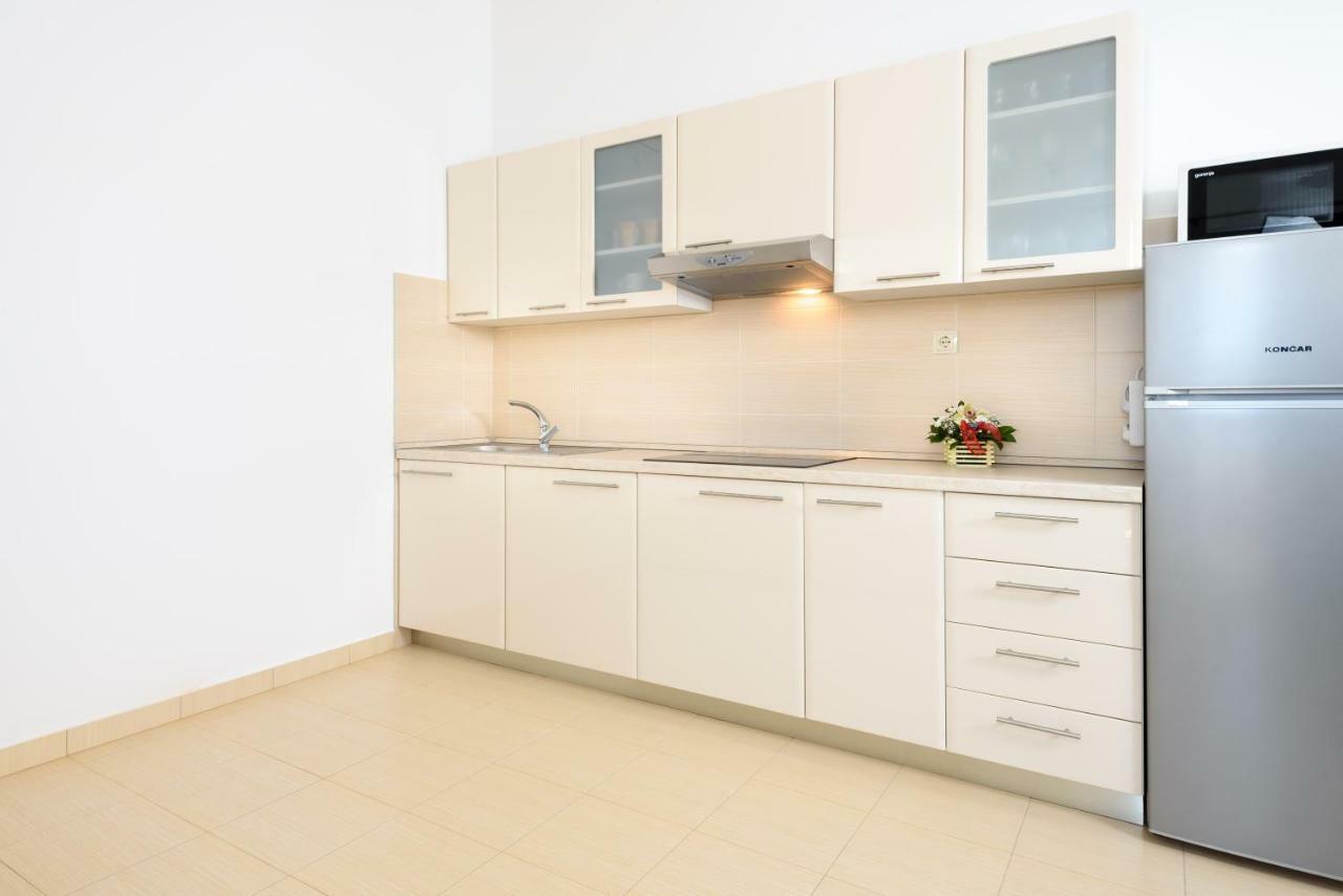 Apartmani Beran Seget Vranjica Kültér fotó